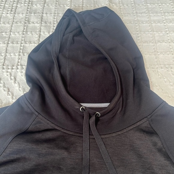 Hanes Black Hoodie - Picture 1 of 5